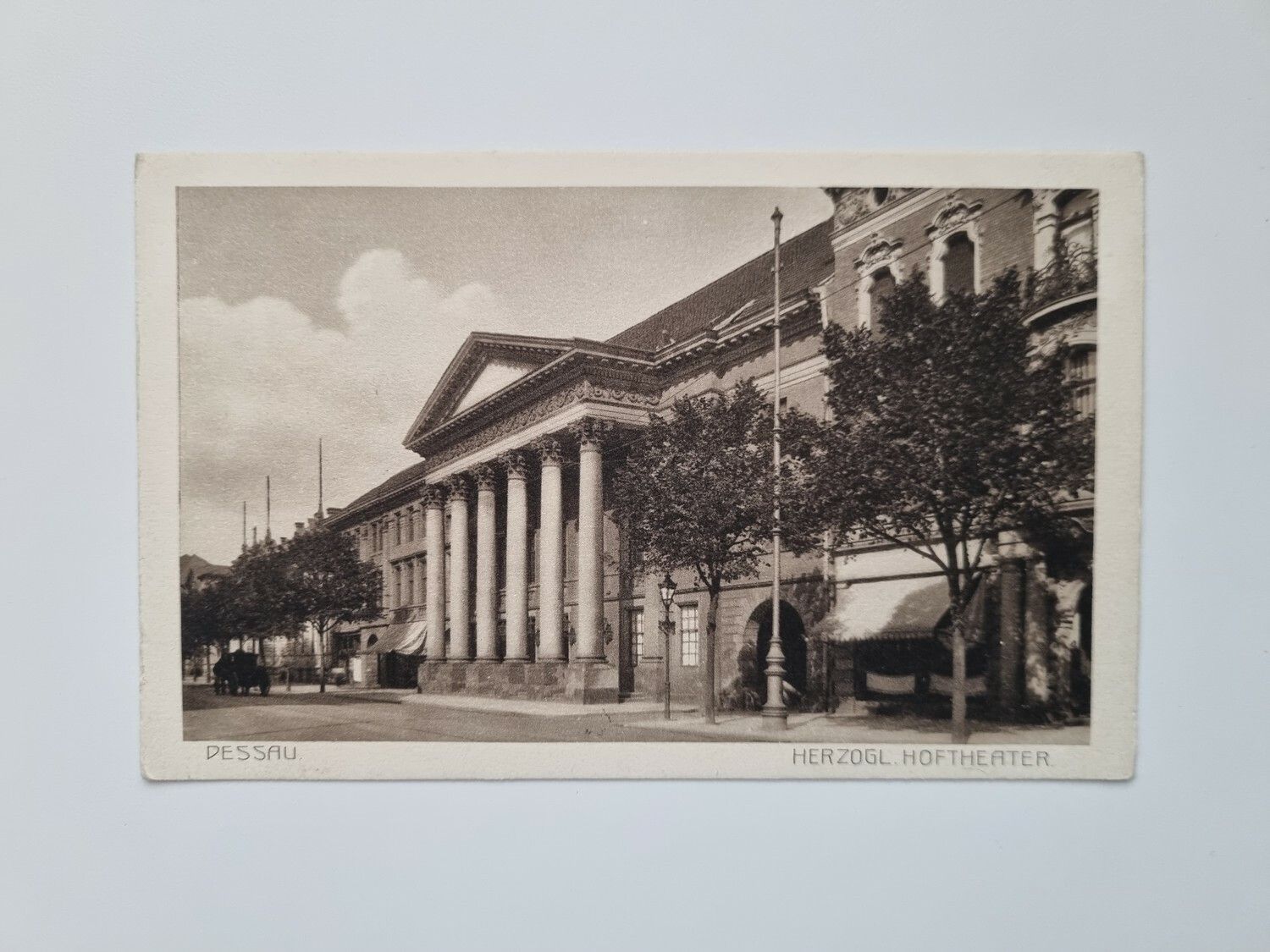 Äldre vykort DESSAU HERZOGL HOFTHEATER