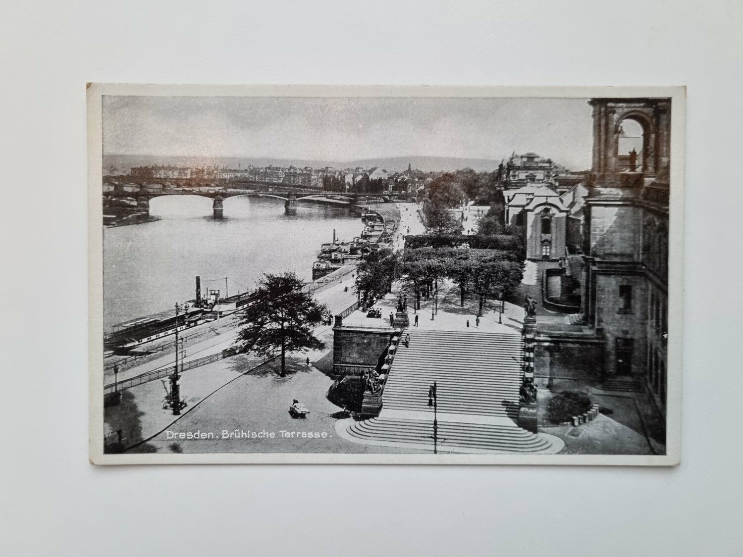 Äldre vykort Dresden. Brühlsche Terrasse