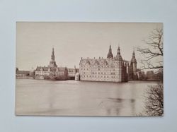 Äldre vykort Frederiksborg slott, daterat år 1910