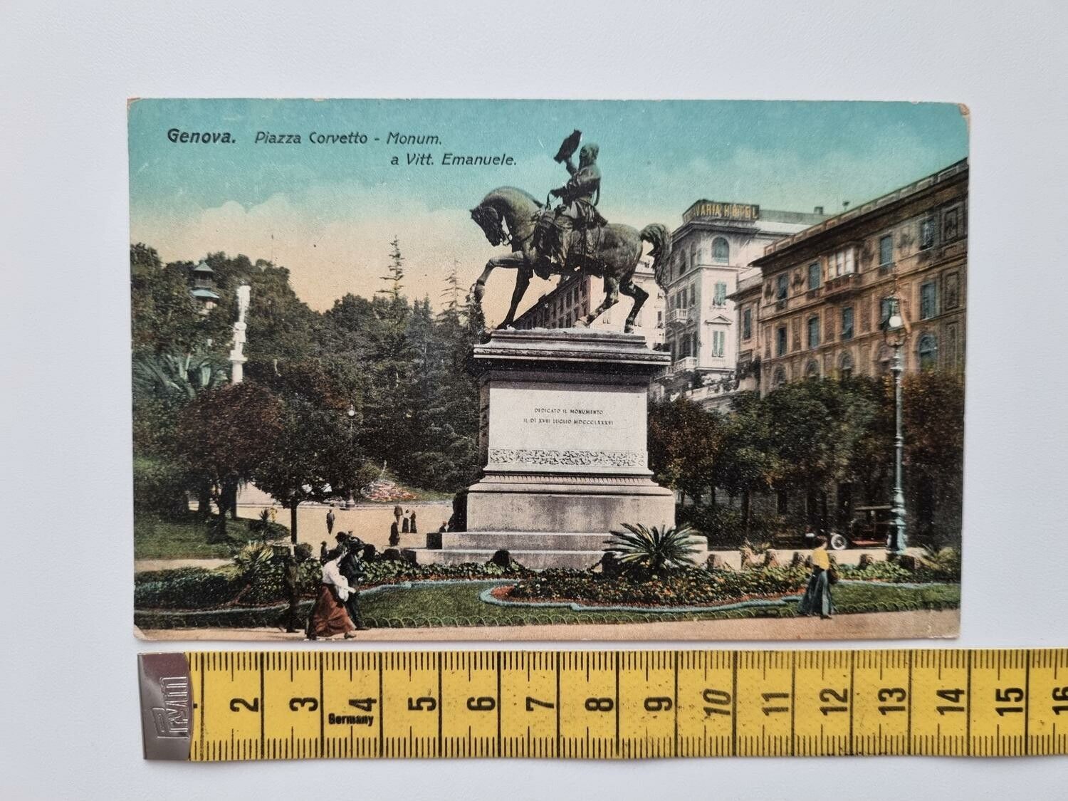 Äldre vykort Genova. Piazza Corvetto - Monum