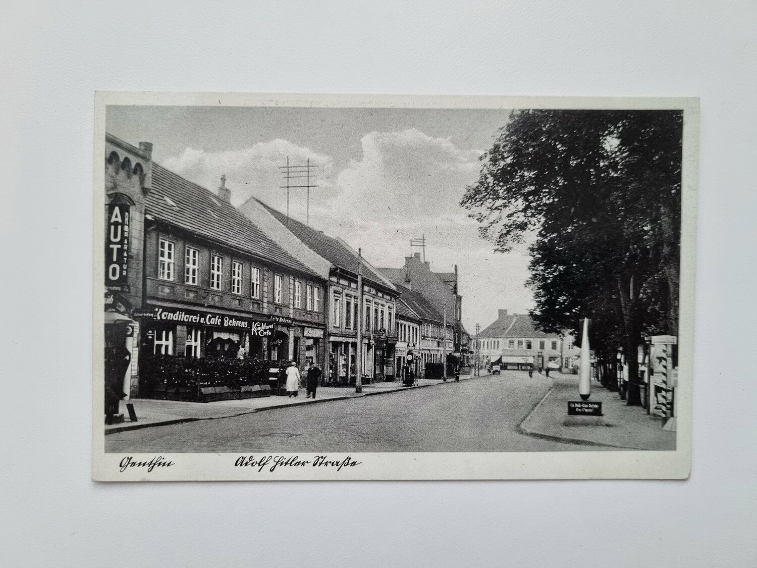 Äldre vykort Genthin Adolf Hitler Straße.