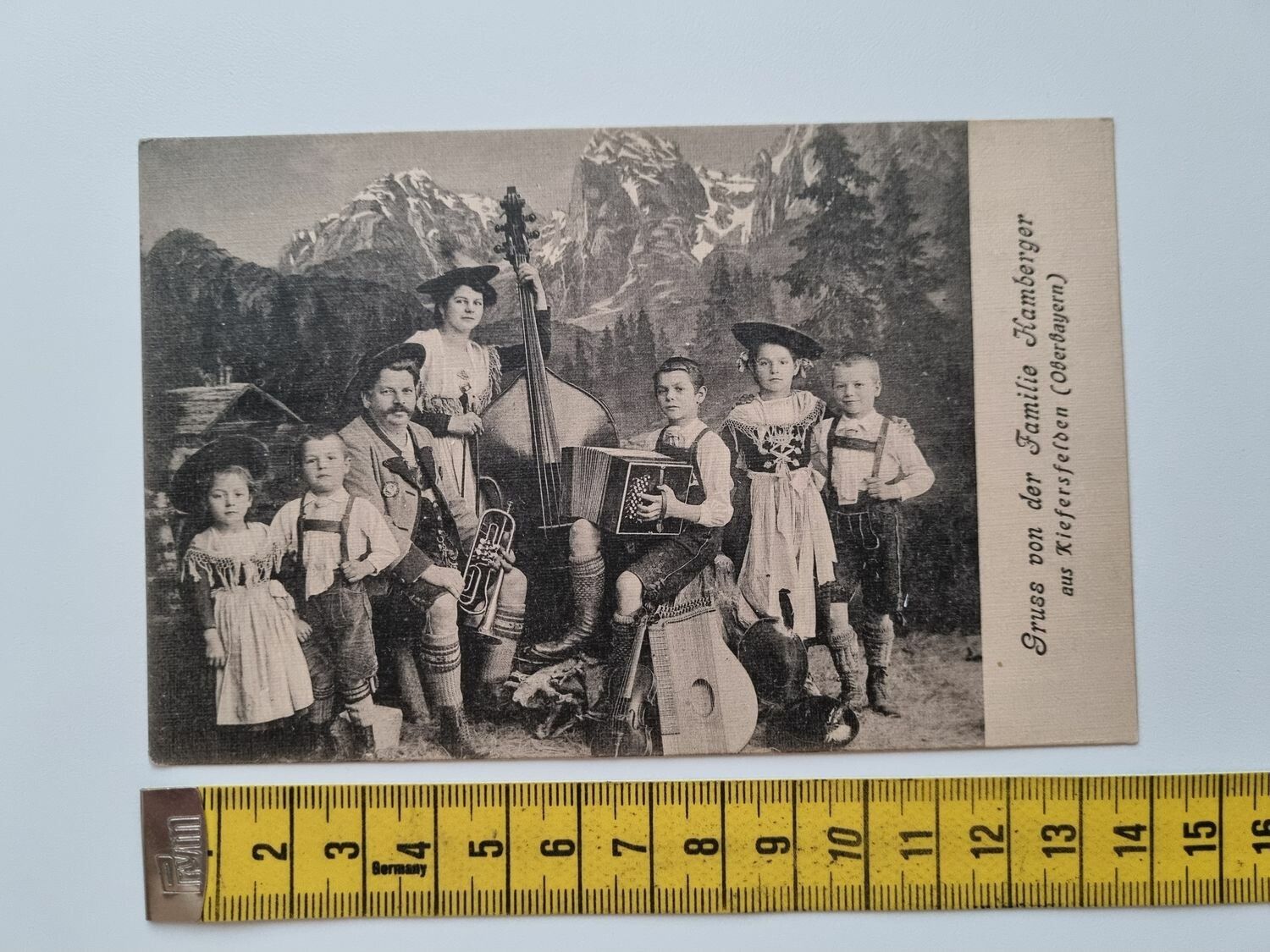 Äldre vykort Gruss von der Familie Kamberger