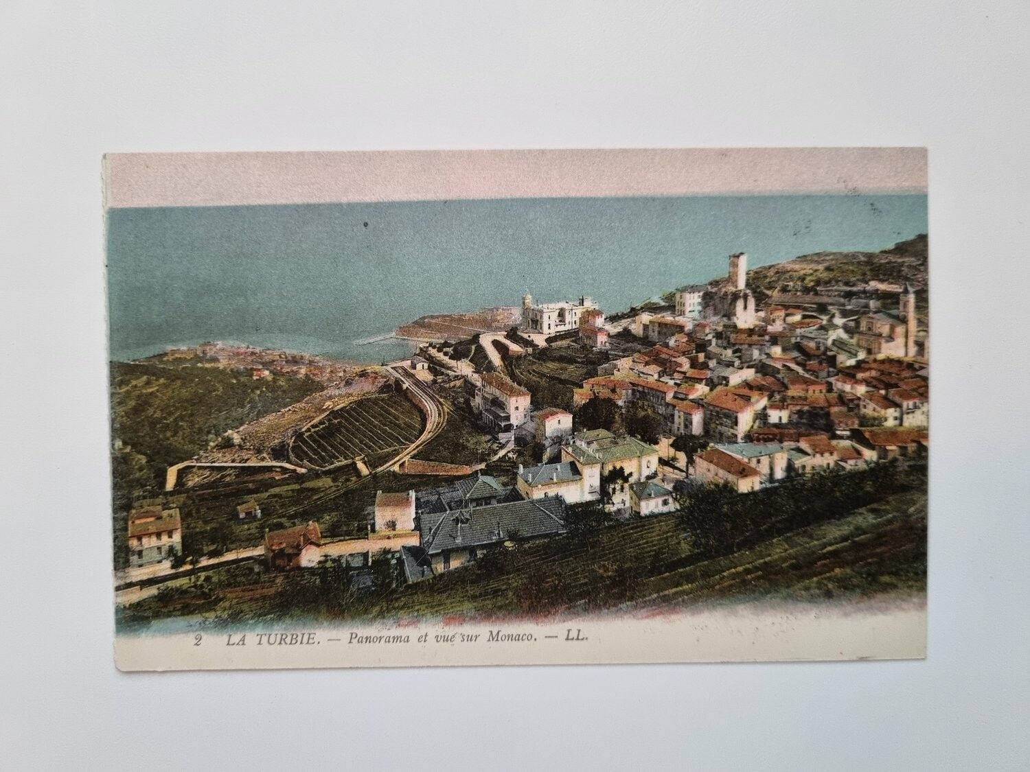 Äldre vykort LA TURBIE. Panorama et vue sur Monaco. LL.