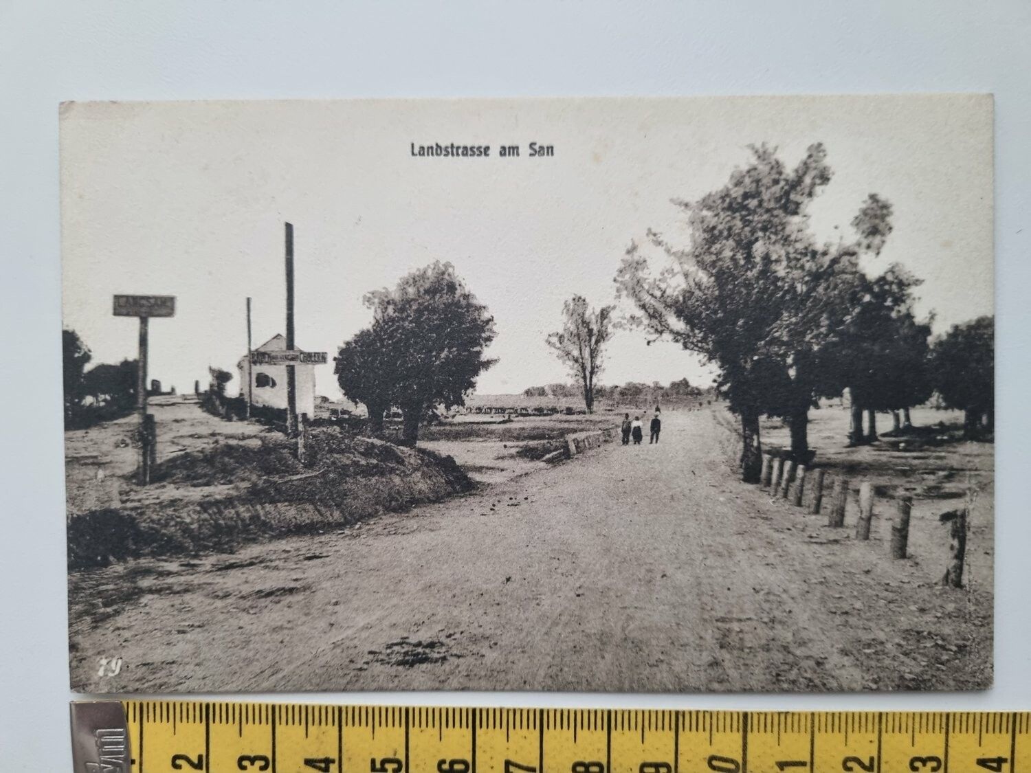 Äldre vykort Landstrasse am San