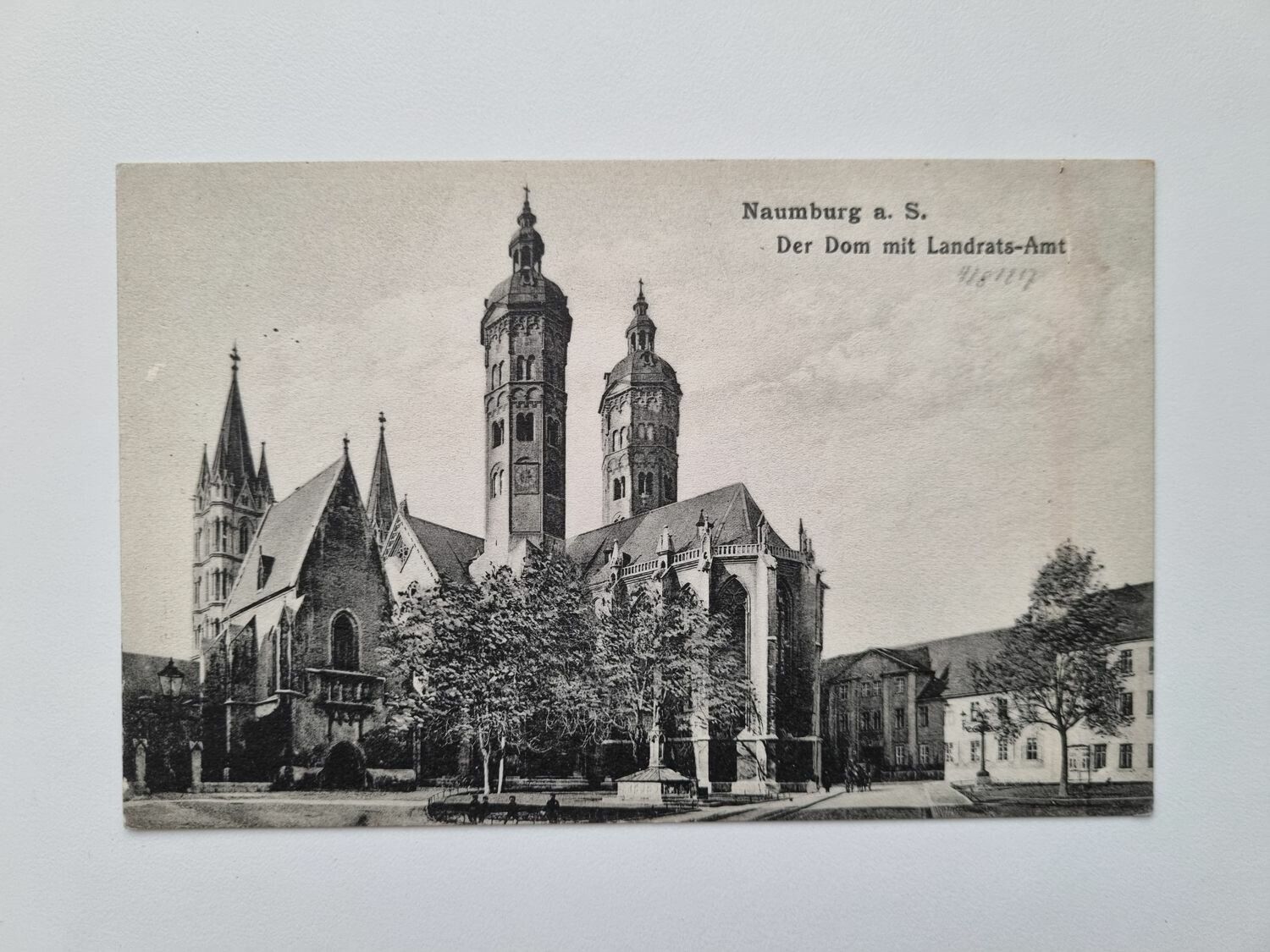Äldre vykort Naumburg a. S. Der Dom mit Landrats-Amt