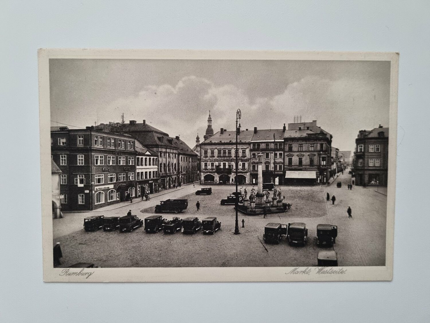 Äldre vykort RUMBURG Marktplatz, Westseite