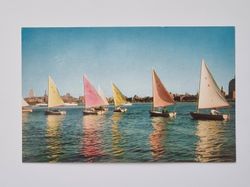 Äldre vykort SAILING ON THE CHARLES RIVER