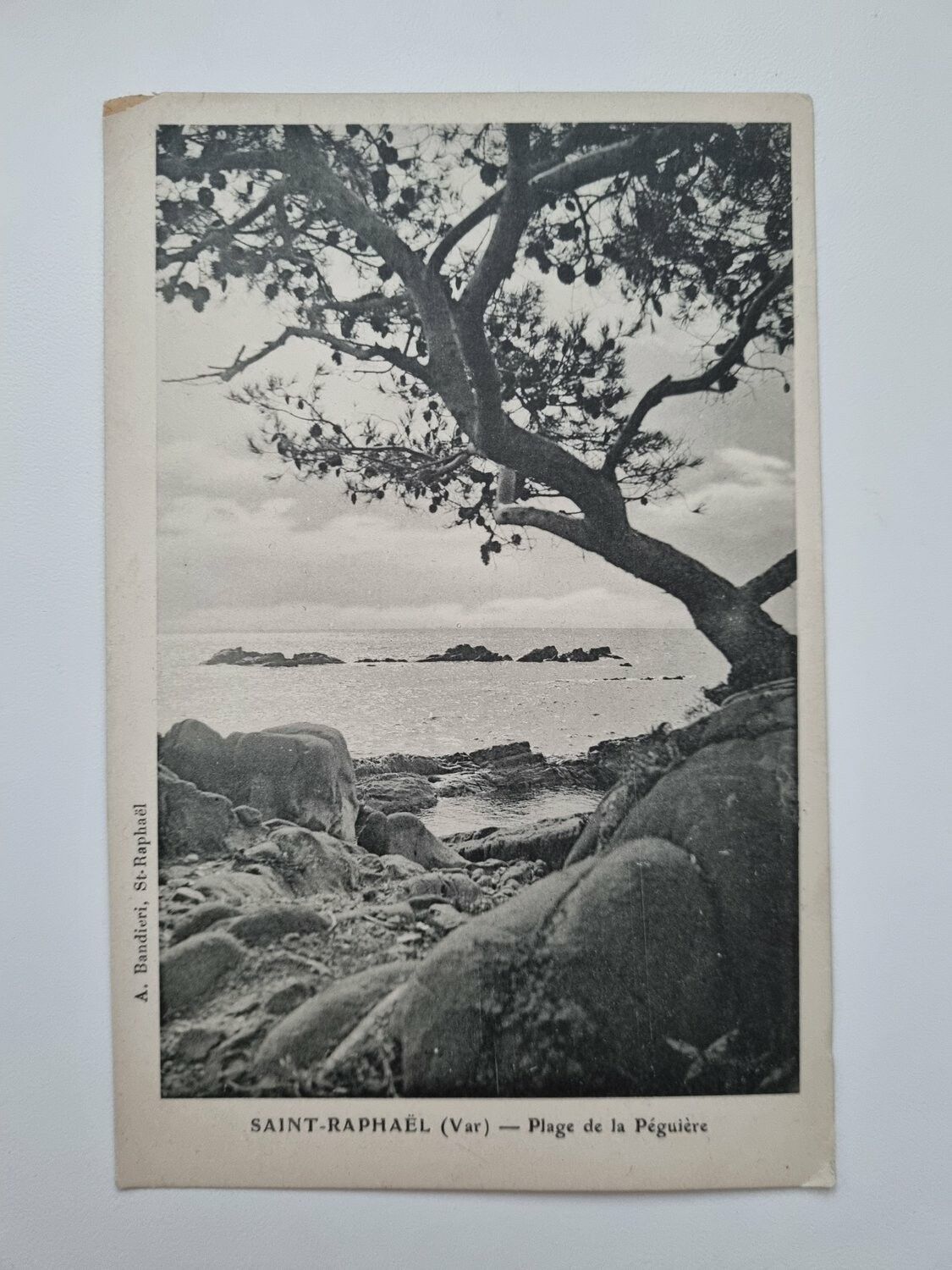 Äldre vykort SAINT-RAPHAEL (Var) - Plage de la Péguiére