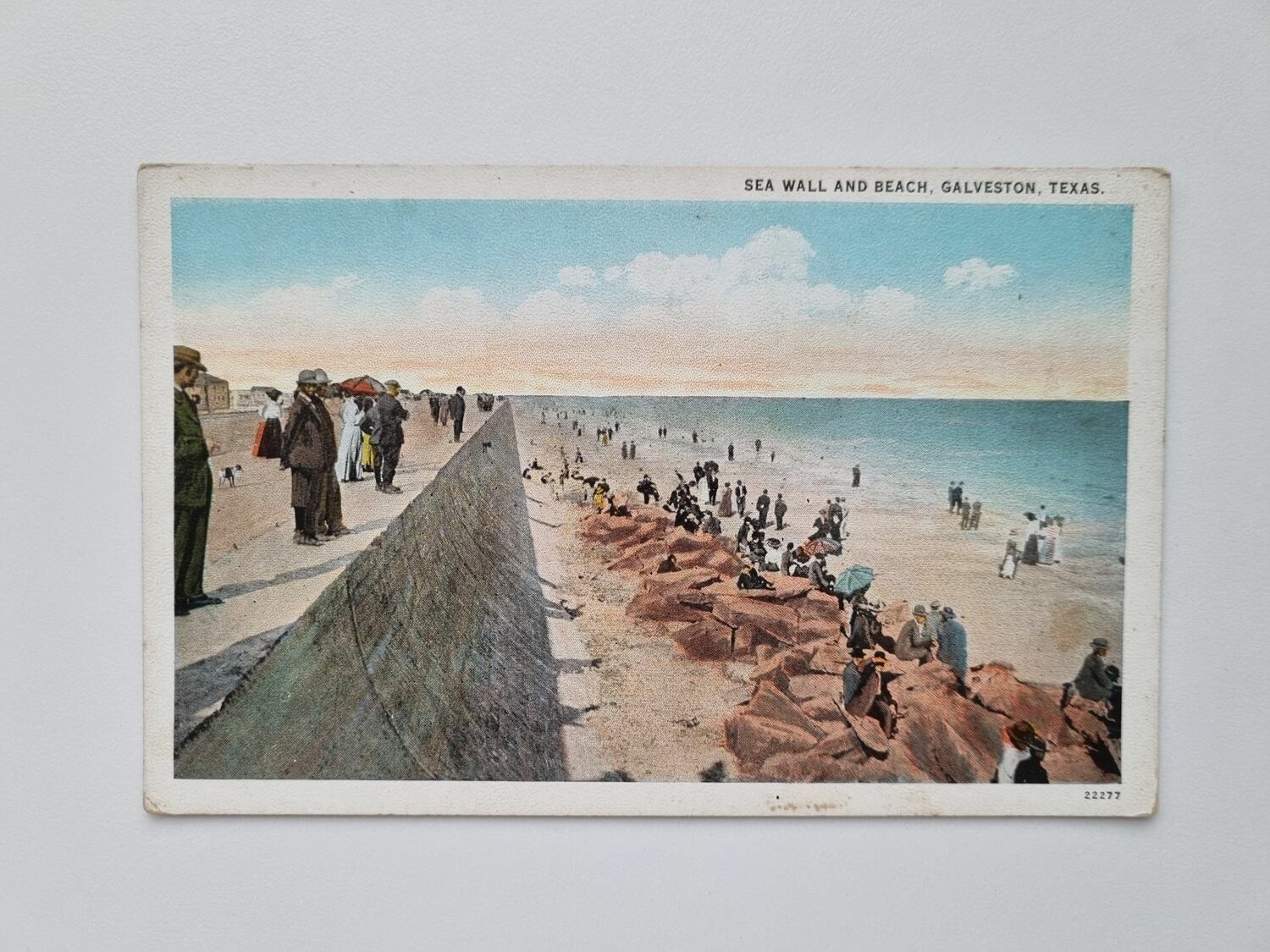 Äldre vykort SEA WALL AND BEACH, GALVESTON, TEXAS.