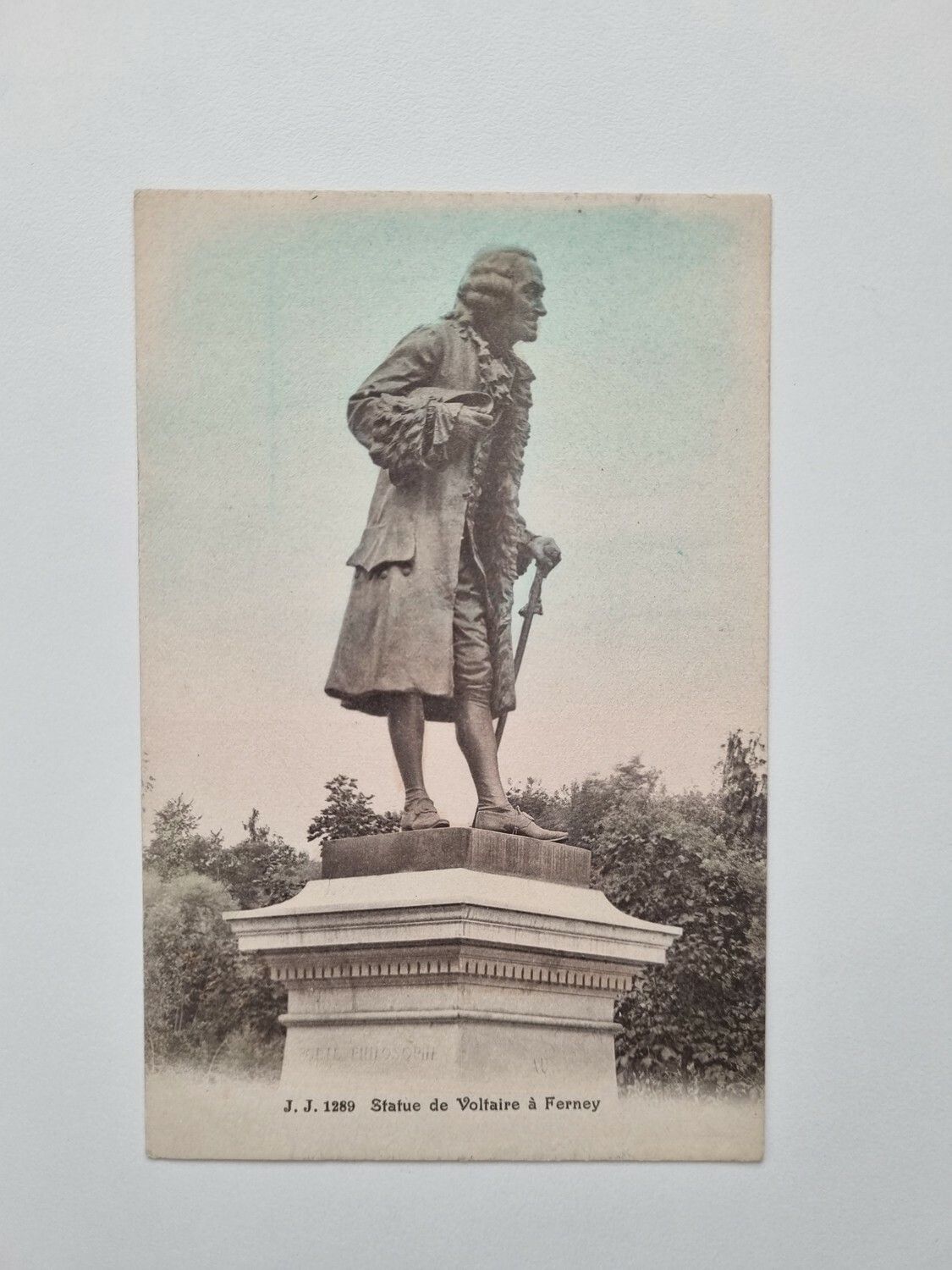 Äldre vykort Statue de Voltaire à Ferney
