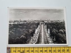 Äldre vykort, med Adolf Hitler frimärke 6 pfennig