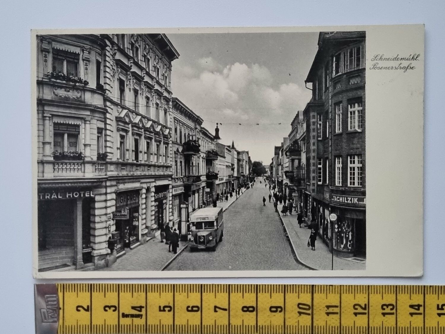 Äldre vykort, Schneidemühl Tosenerstrasse, stämplat 1938