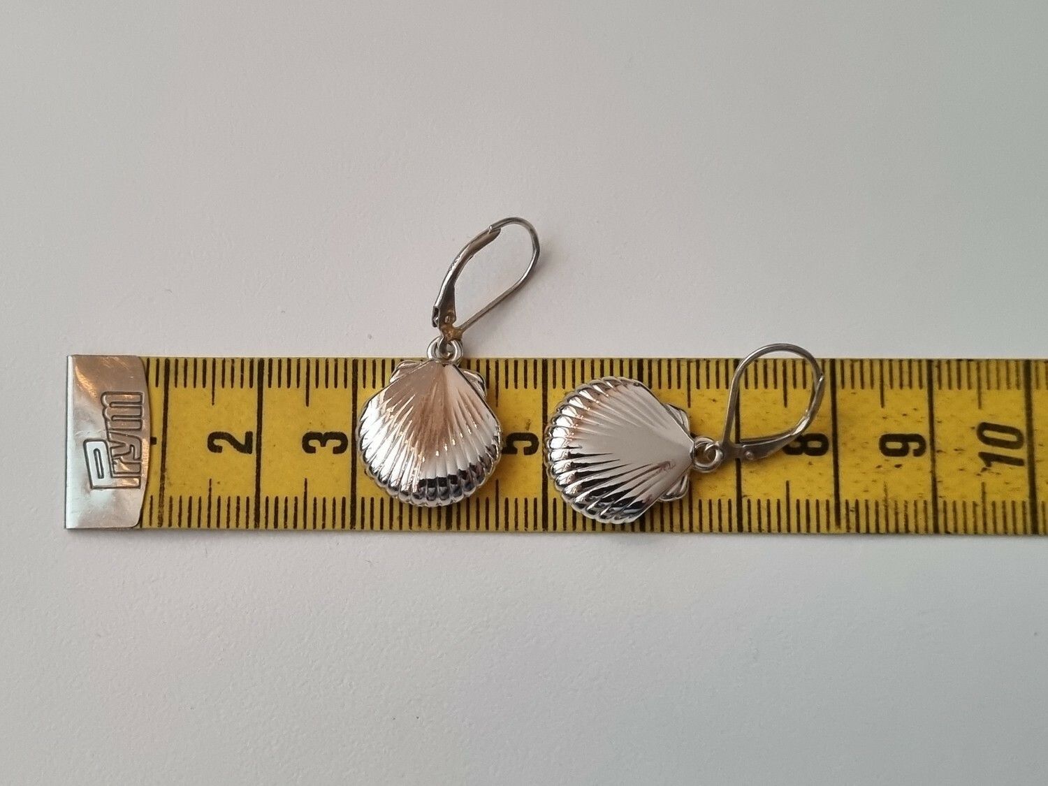 Örhängen Snäckskal i sterling silver