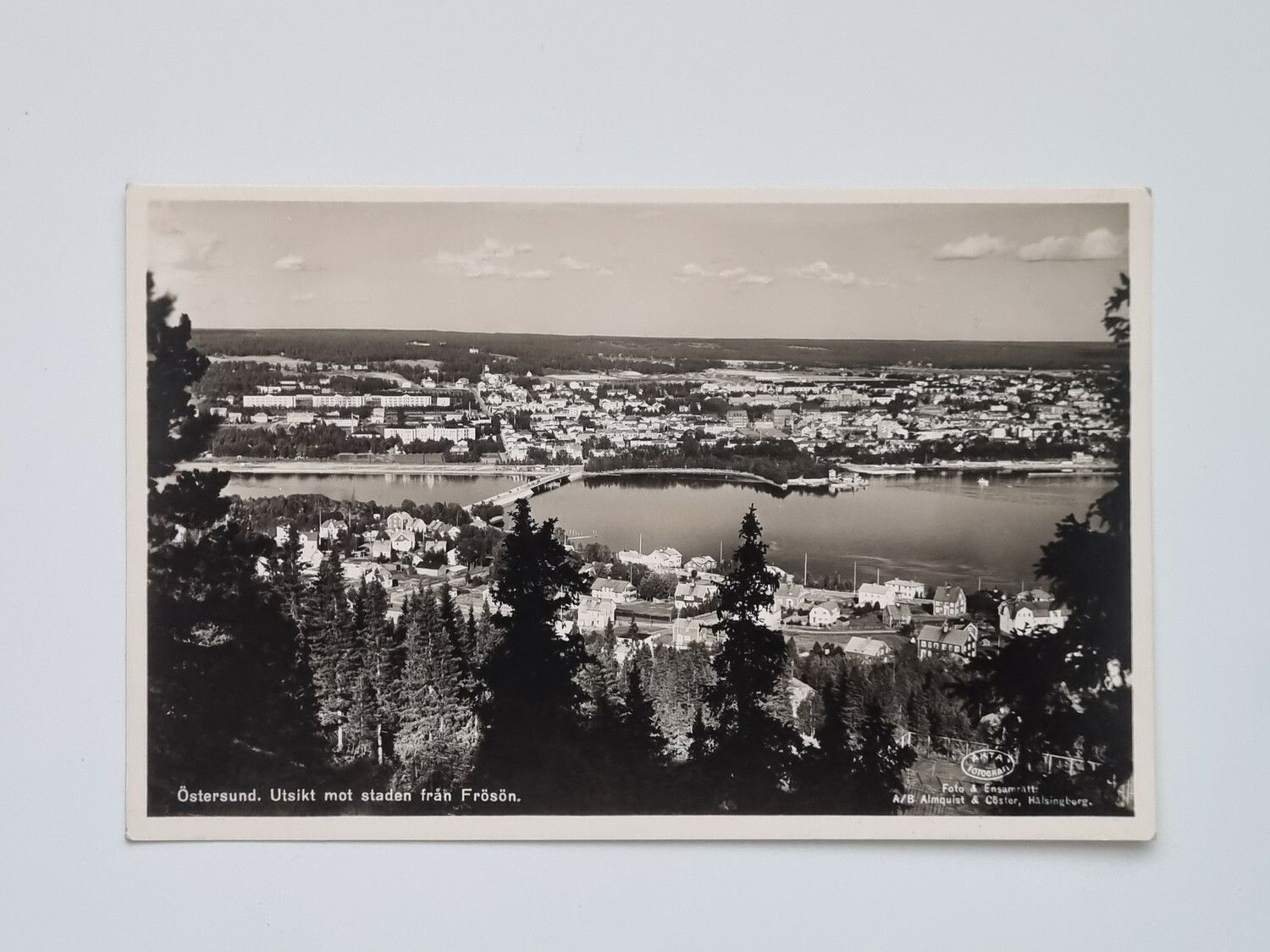 Vykort Östersund Utsikt mot staden från Frösön.
