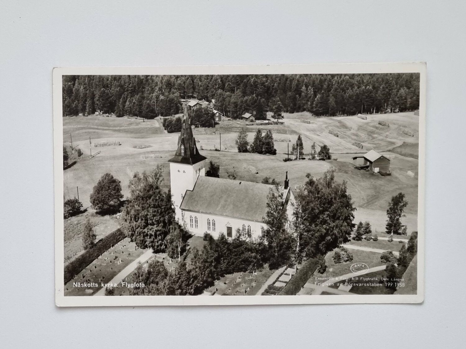 Vykort Flygfoto över Näskotts Kyrka