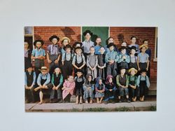 Vykort Amish Children at School