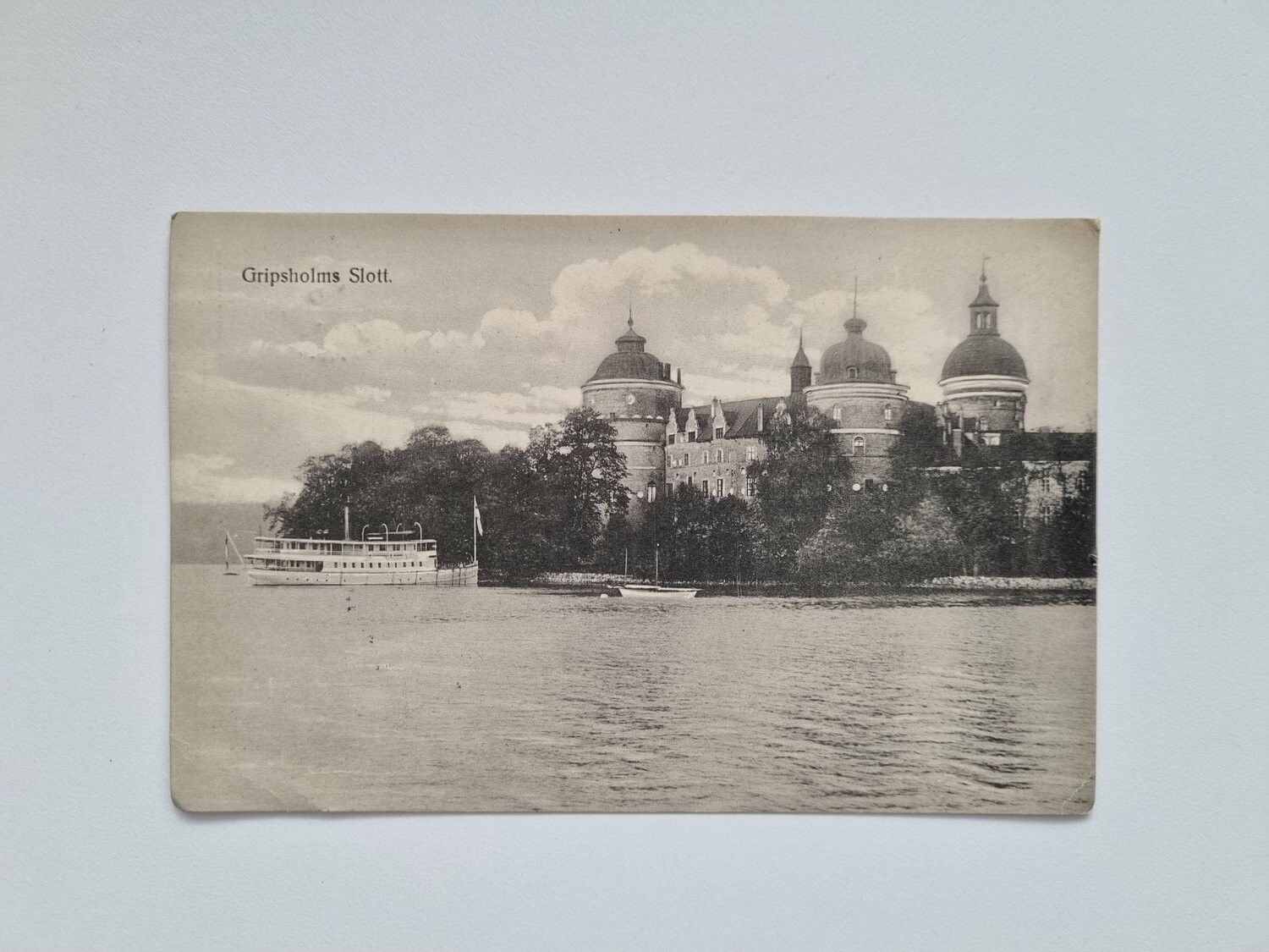 Vykort Gripsholms Slott med ångbåt, 1918