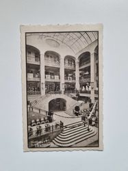 Vykort Stockholm. Stora ljusgården på NK