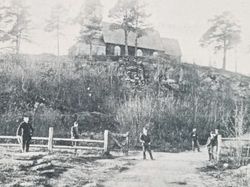 Vykort Jönköpings Stadspark. Bäckaby Kyrka