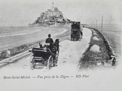 Vykort Mont-Saint-Michel. Vue prise de la Digue
