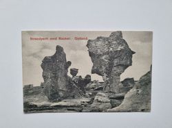 Vykort Strandparti med Raukar. Gotland.