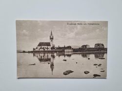 Vykort Arjepluogs Kyrka och Prästgårdarna