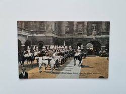 Vykort Royal Horse Guards changing Guard, Whitehall, London.