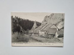 Vykort LE DAUPHINE . Route de Villars de Lans à Pont en Royans. La Roche Pointue
