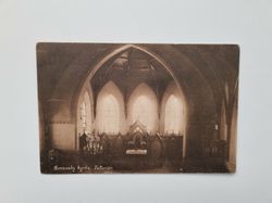 Vykort Svenneby kyrka. Interiör