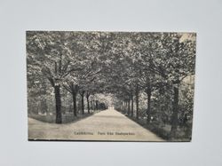 Vykort Landskrona. Parti från Stadsparken