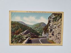 Vykort Winding Highway Cut thru Solid Rock, in the Heart of the Mountains