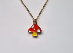 Halsband Flugsvamp