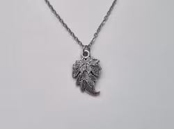 Halsband Silverfärgat Löv