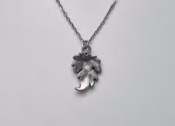 Halsband Silverfärgat Löv