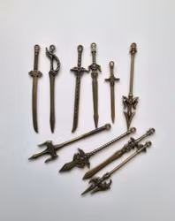 Miniatyrvapen, minisvärd, mm (bronsfärgade)