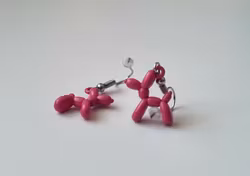 Örhängen ballonghund (cerise)