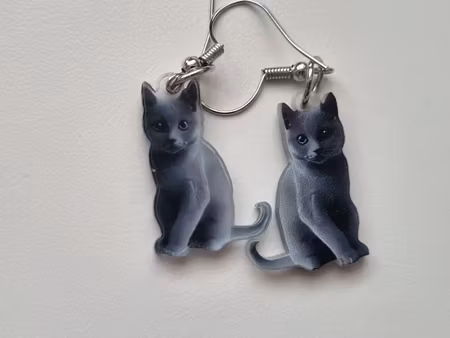 Örhängen grå katter