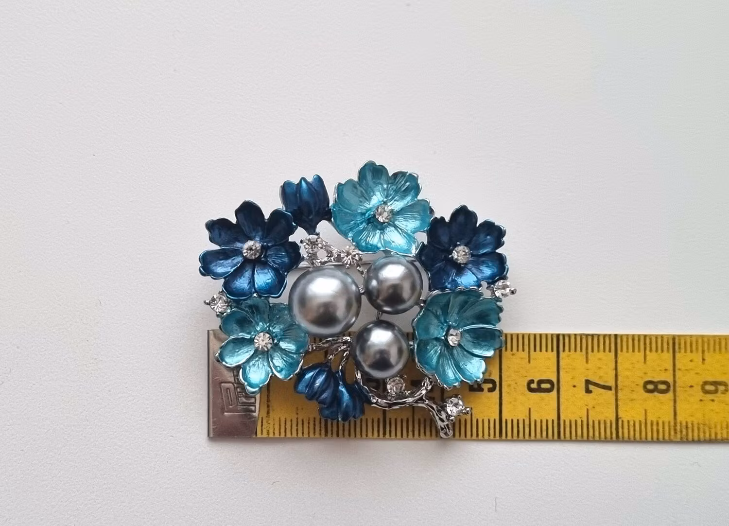 Brosch Blomma i blått och turkost