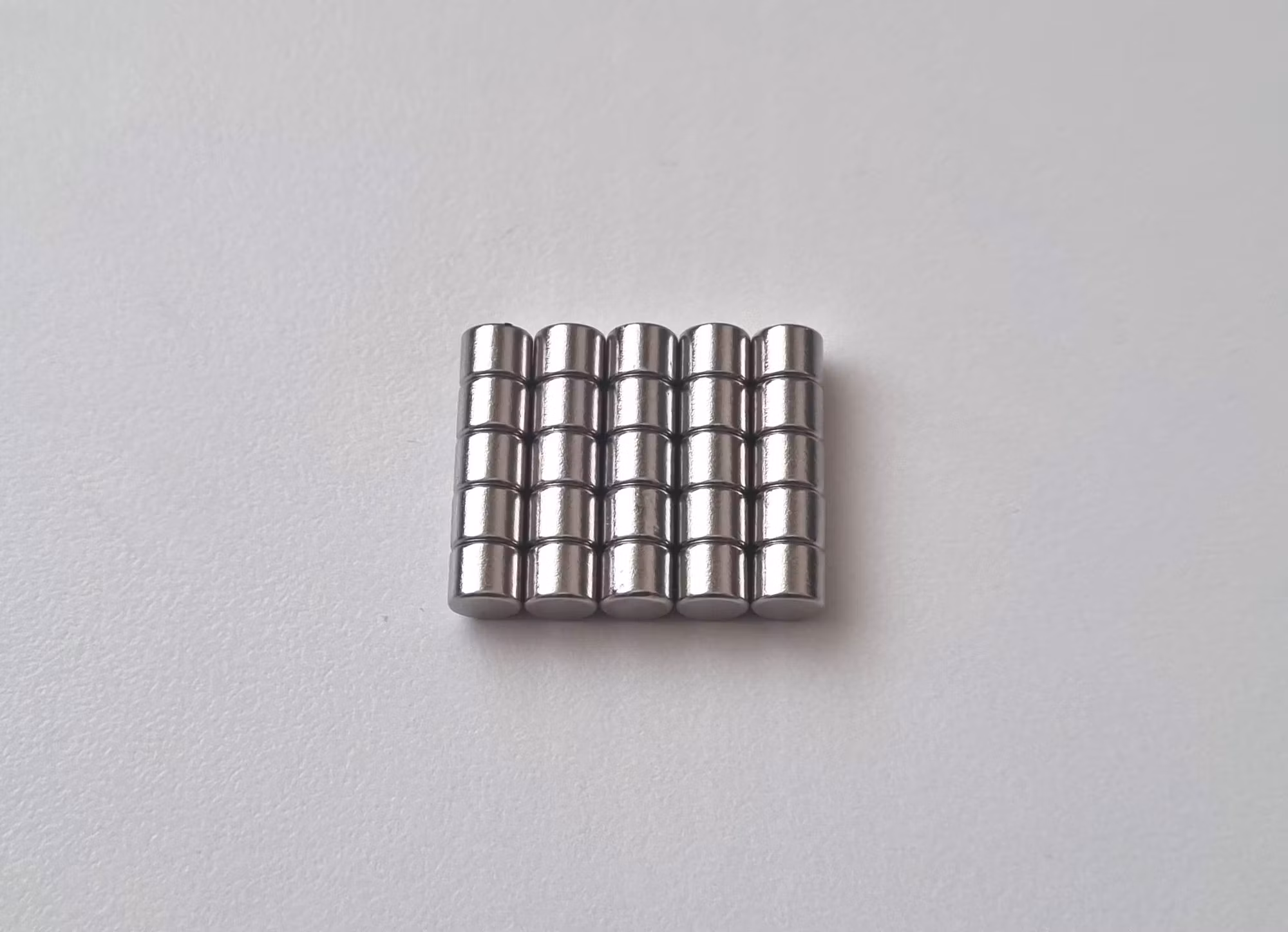 Neodymiummagneter 5x4 mm, 25 st