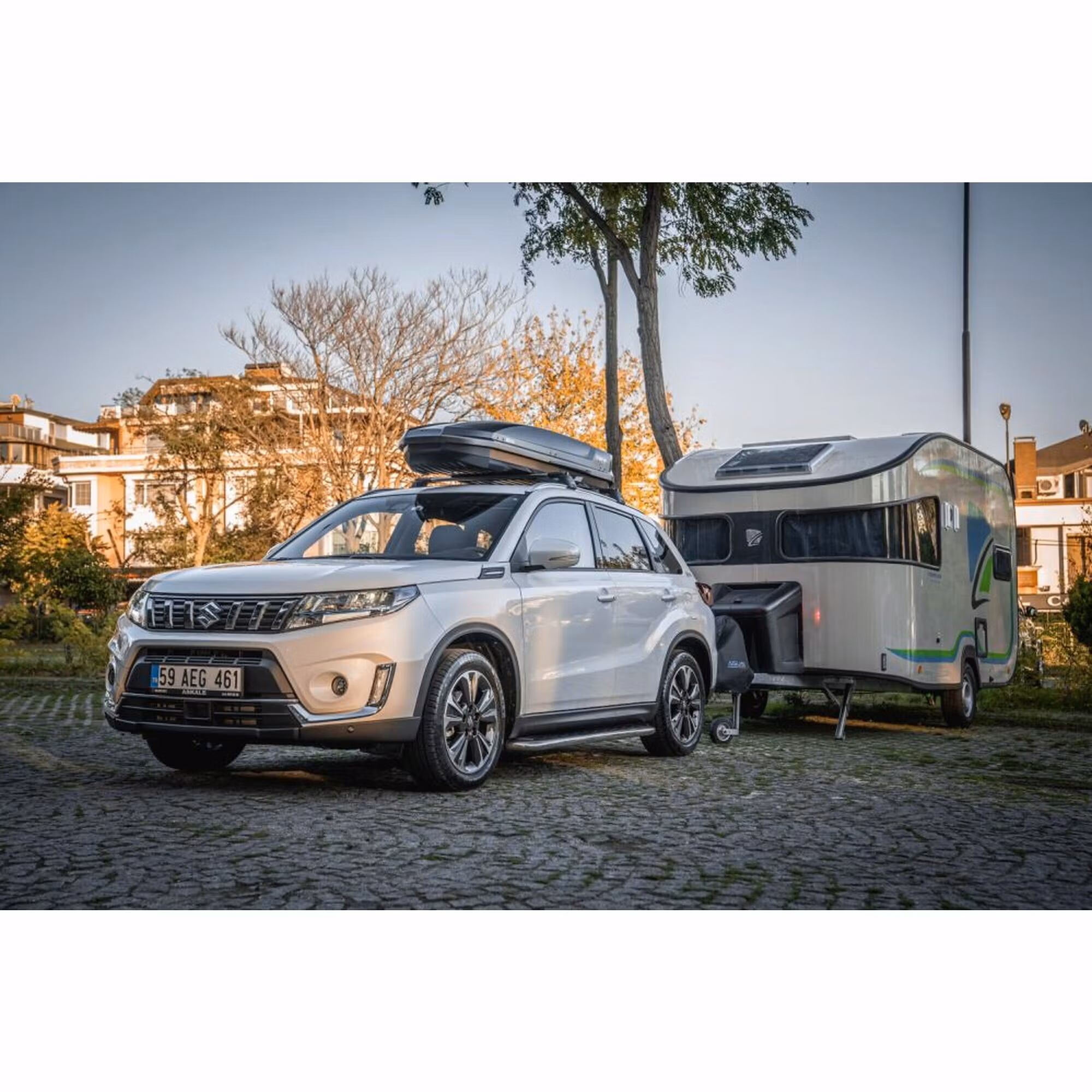 Takbox Turtle EVO Space 310 Svart