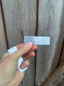 Smala hängetiketter, aluminium