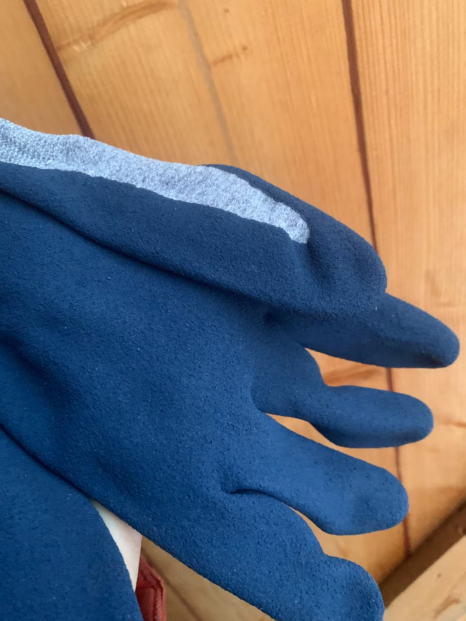 Vår varjedag handske, Hestra PRO (Iterum)