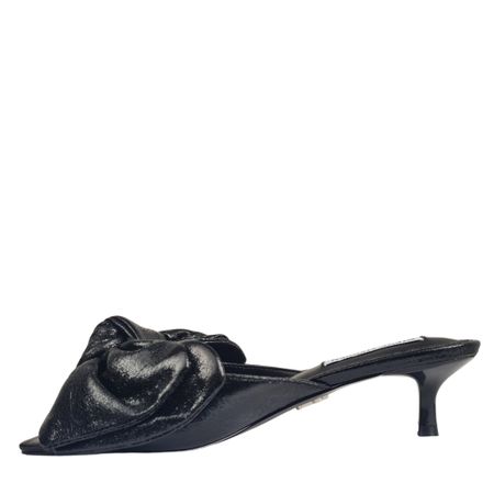 Elegant svart klack med stilfull rosett – Steve Madden