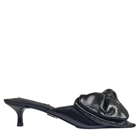Elegant svart klack med stilfull rosett – Steve Madden