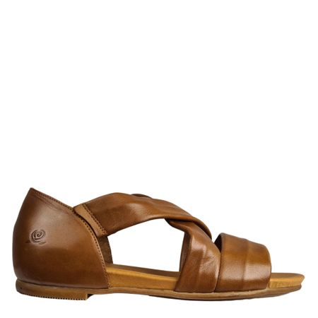 Brun sandal i mjukt skinn med korslagda remmar
