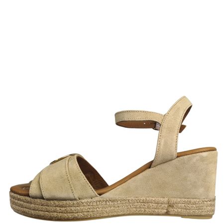 Beige espadrillo kilklackssandal i mocka