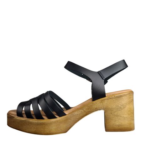 Lädersandal med remmar, träklack och super mjuk innersula från Rosa Negra