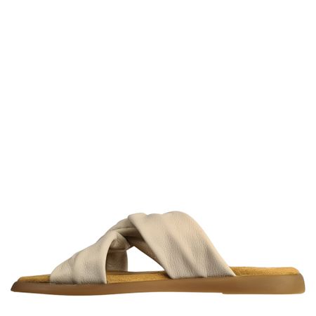 Krämvit sandal i läder från Unisa