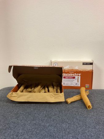 Monster Rawhide Beef Roll S 15cm box (17st)