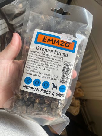 Emmzo Oxnjure tärnad 100g